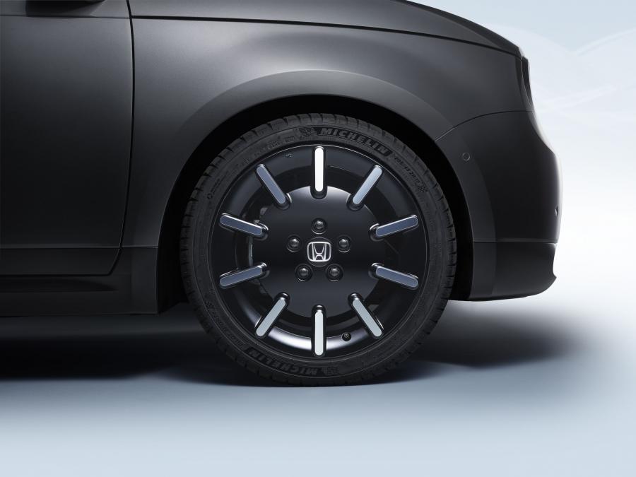 Колеса Honda e 2020 года  (WW) (фото 16 из 48)